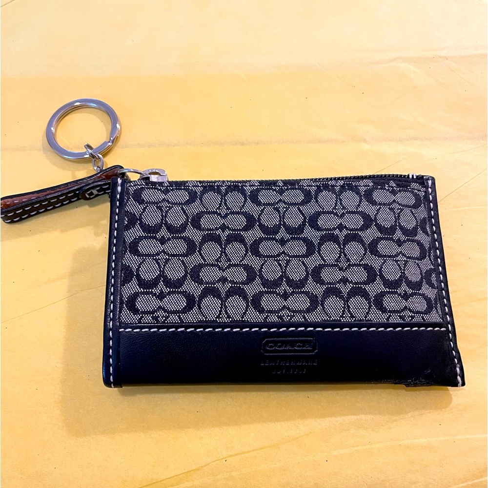 COACH 4x2.5 inch Credit Card & Key Ring